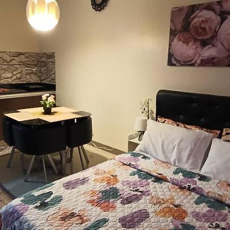 Paranaque City Katliza Condotel Kassel Residences מראה חיצוני תמונה