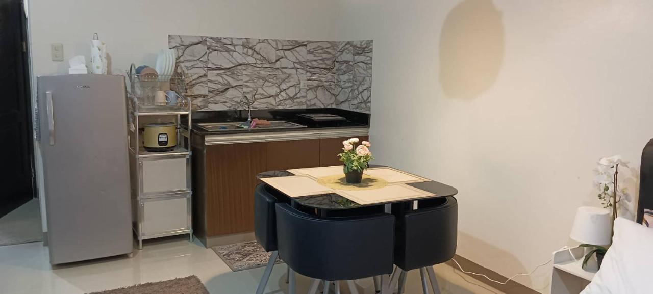 Paranaque City Katliza Condotel Kassel Residences מראה חיצוני תמונה